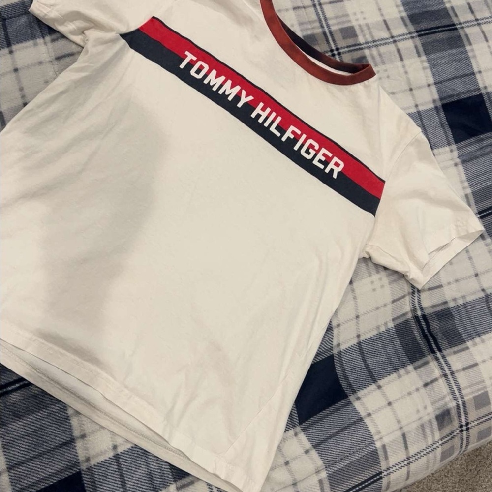 Tommy Hilfiger Men’s White and Red T-Shirt
